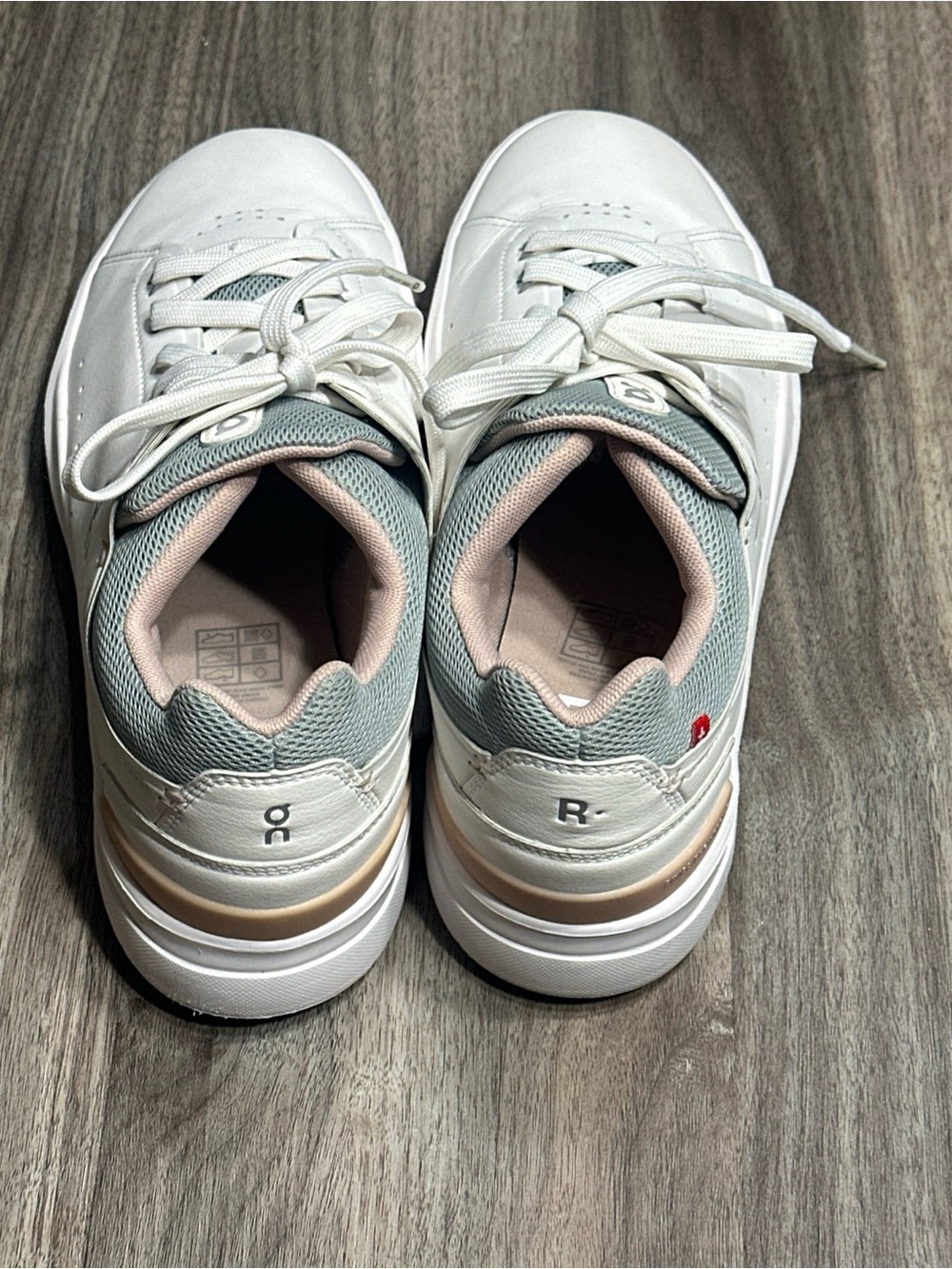 On Running Women's White Sneakers with Light Pink Lining - Picture 3 of 16